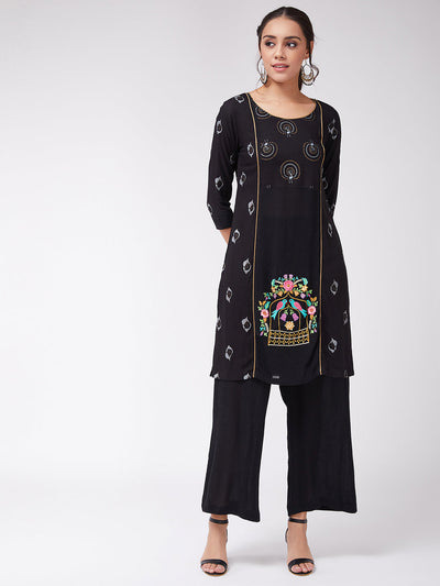 Straight Fit Quirky Embroidered Kurta With Pants