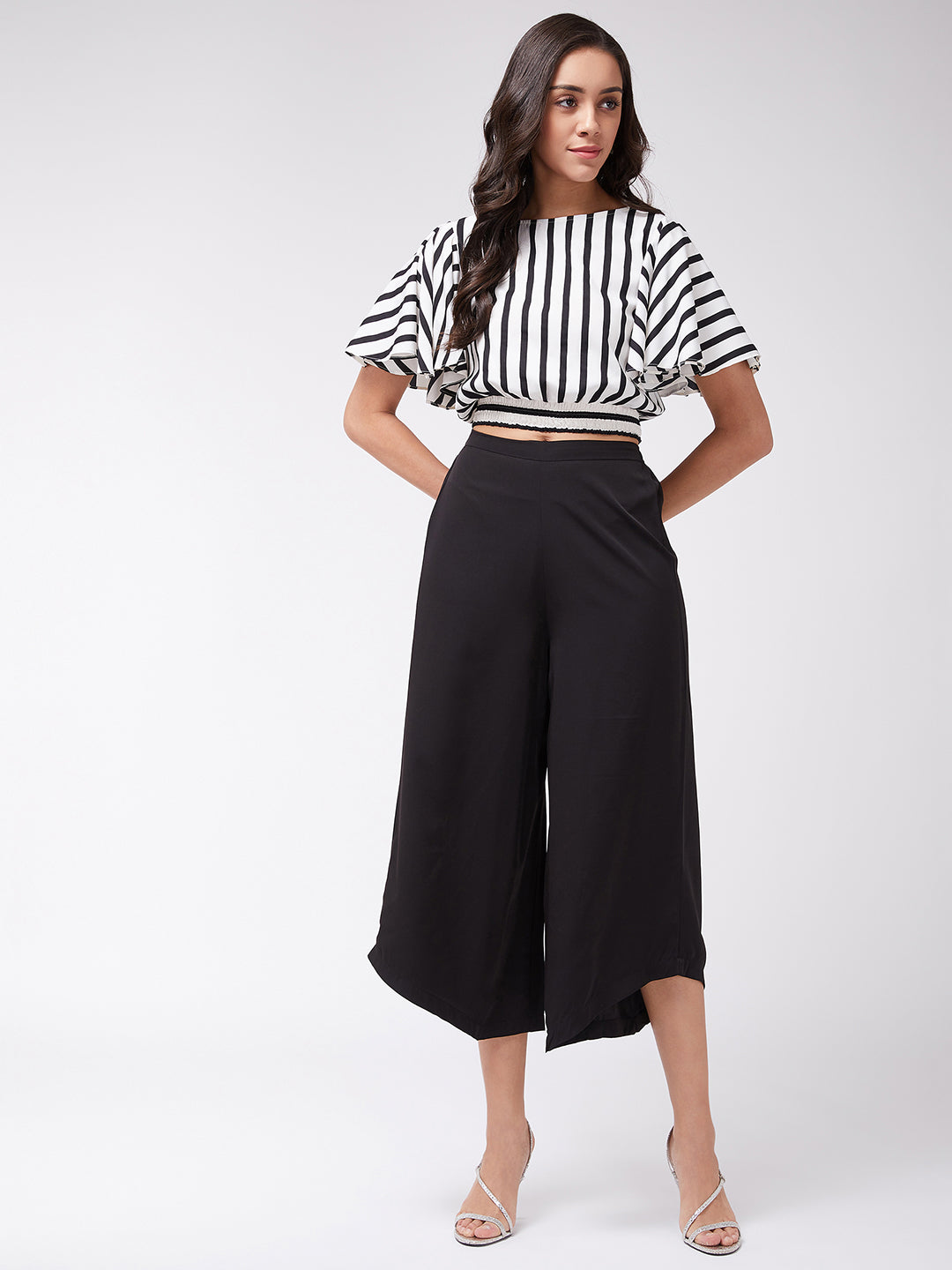 Monocromatic Stripes Crop Top With Solid Pants