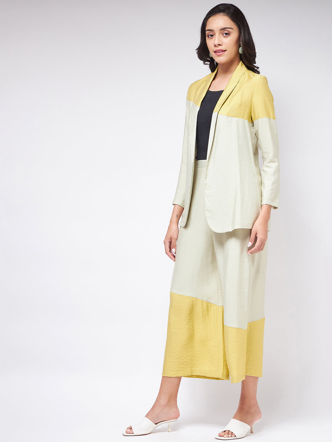 Flaunt Yourself In Solid Colorblock Blazer With Matching Pants Set