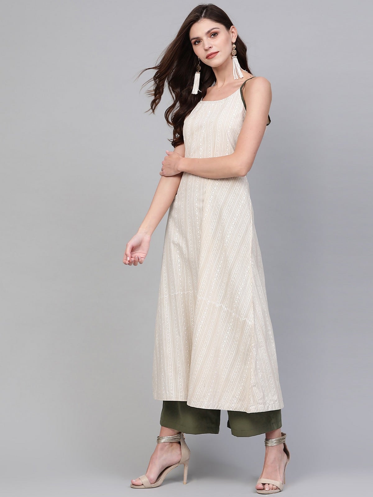 Strappy Printed Kurta With Pants