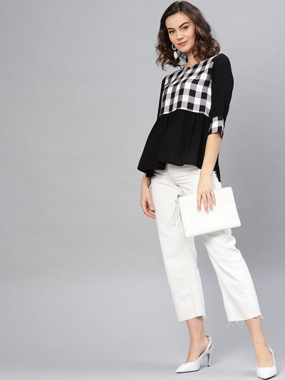 Monocromatic Check Printed Top